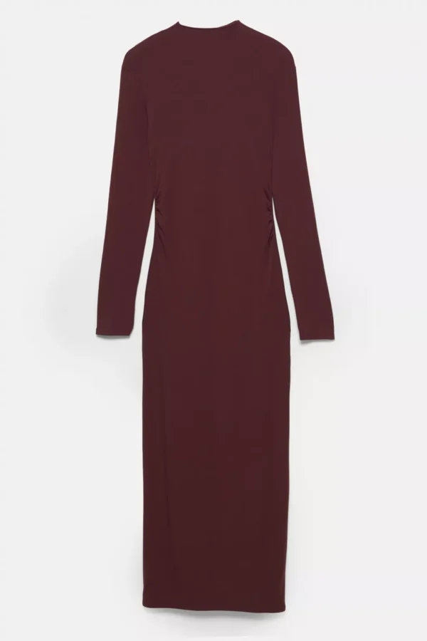 فستان ميدي بياقة عالية