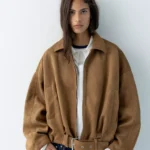 جاكيت بومبر من الجلد المدبوغ