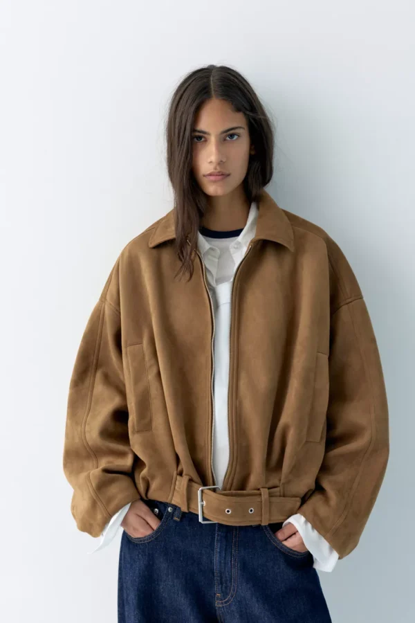 جاكيت بومبر من الجلد المدبوغ