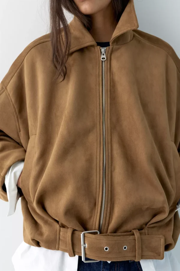 جاكيت بومبر من الجلد المدبوغ